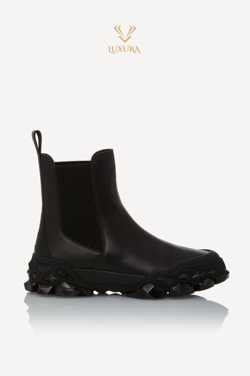 <span style="font-size: 10px; color: rgb(101, 101, 101);letter-spacing: .15em;">BEST DEAL</span><br><strong> JIMMY CHOO </strong><br><div style="margin-top:10px; font-size:16px;"> Diamond X Chelsea Boots Black Leather Sole 38.5 </div><br>