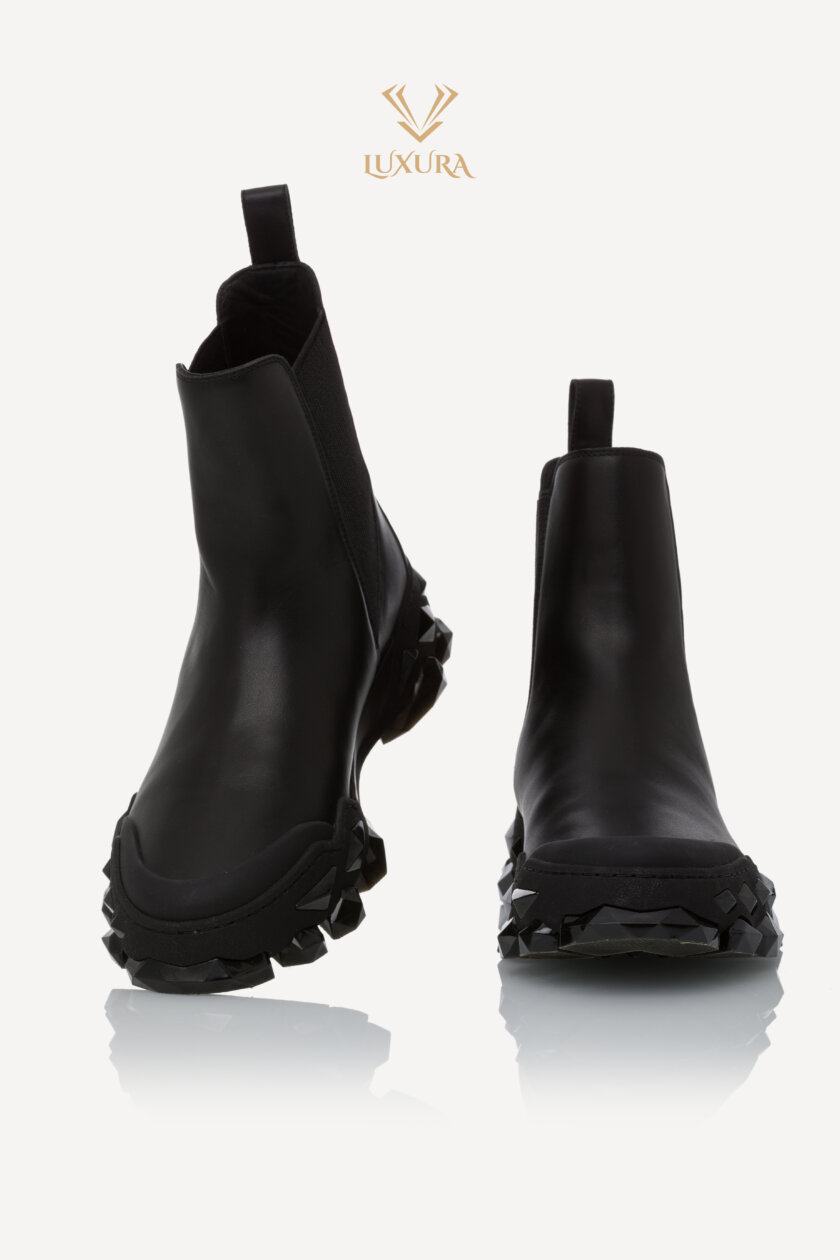 <span style="font-size: 10px; color: rgb(101, 101, 101);letter-spacing: .15em;">BEST DEAL</span><br><strong> JIMMY CHOO </strong><br><div style="margin-top:10px; font-size:16px;"> Diamond X Chelsea Boots Black Leather Sole 38.5 </div><br> - Image 4