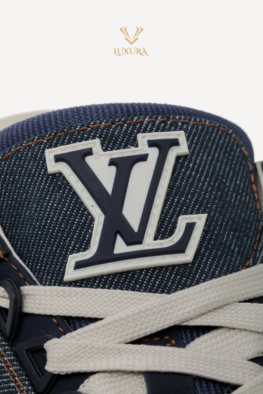 <span style="font-size: 10px; color: rgb(101, 101, 101);letter-spacing: .15em;">HARD TO FIND</span><br><strong>LOUIS VUITTON </strong><br><div style="margin-top:10px; font-size:16px;"> Trainer Sneaker Marine 37 1AHT36 </div><br> - Image 10