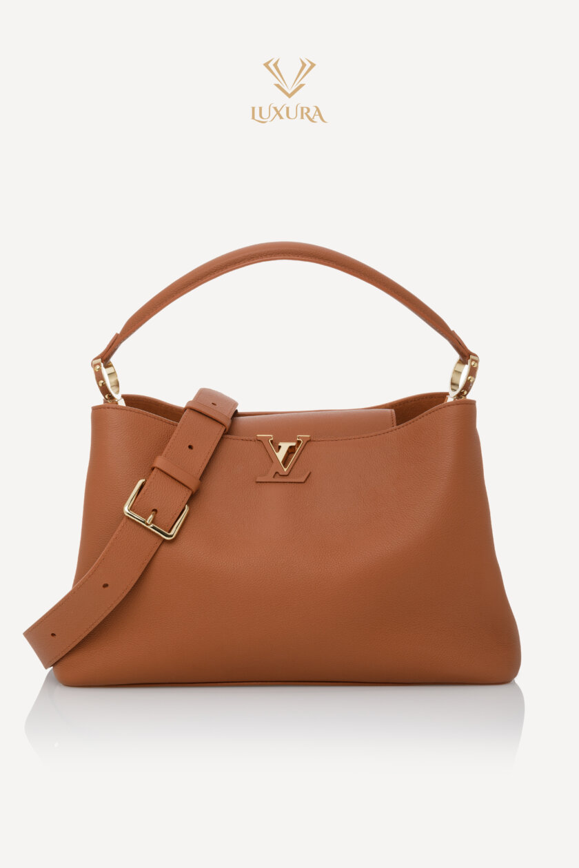 <span style="font-size: 10px; color: rgb(101, 101, 101);letter-spacing: .15em;">NEW COLLECTION</span><br><strong> LOUIS VUITTON </strong><br><div style="margin-top:10px;font-size:16px;"> Capucines Souple GM Handbag Leather Cognac Brown M24879 </div><br> - Image 6