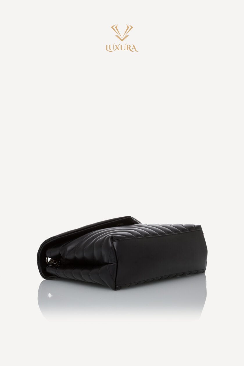 <span style="font-size: 10px; color: rgb(101, 101, 101);letter-spacing: .15em;">BEST DEAL</span><br><strong> SAINT LAURENT </strong><br><div style="margin-top:10px; font-size:16px;"> Calfskin Y Quilted Monogram Medium Loulou Chain Satchel Black </div><br> - Image 22
