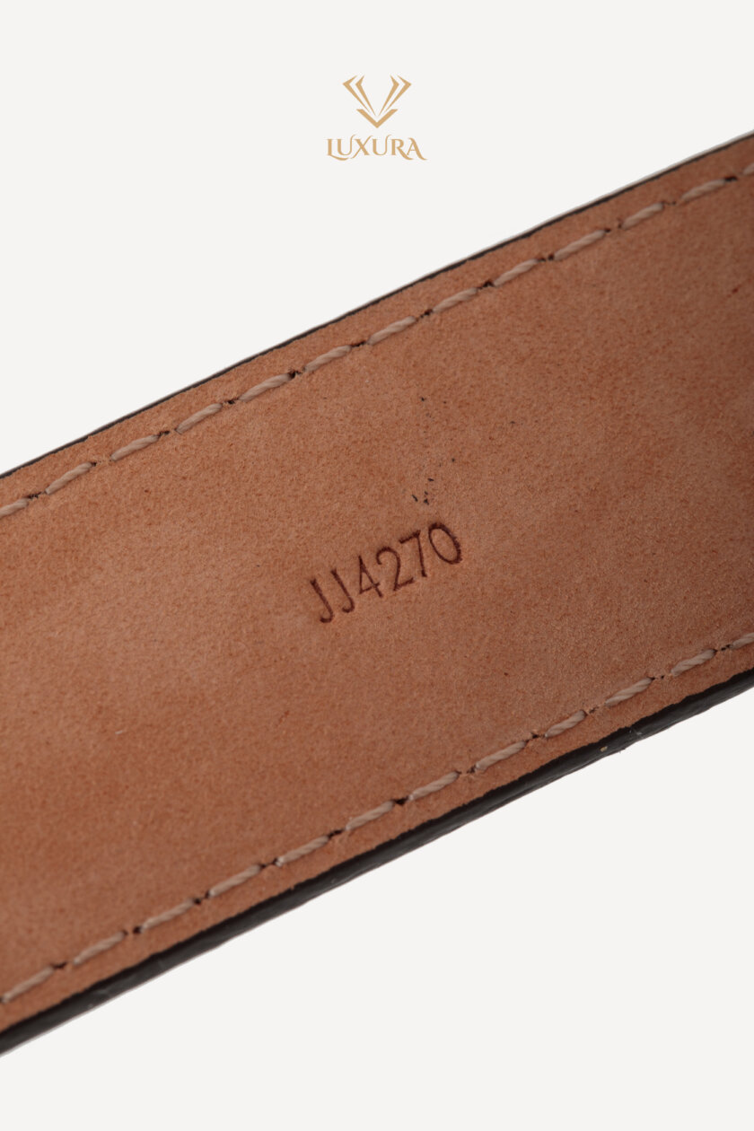 <span style="font-size: 10px; color: rgb(101, 101, 101);letter-spacing: .15em;">HARD TO FIND </span><br><strong> LOUIS VUITTON </strong><br><div style="margin-top:10px; font-size:16px;">Monogram 30 mm LV Initiales Belt 75</div><br> - Image 12