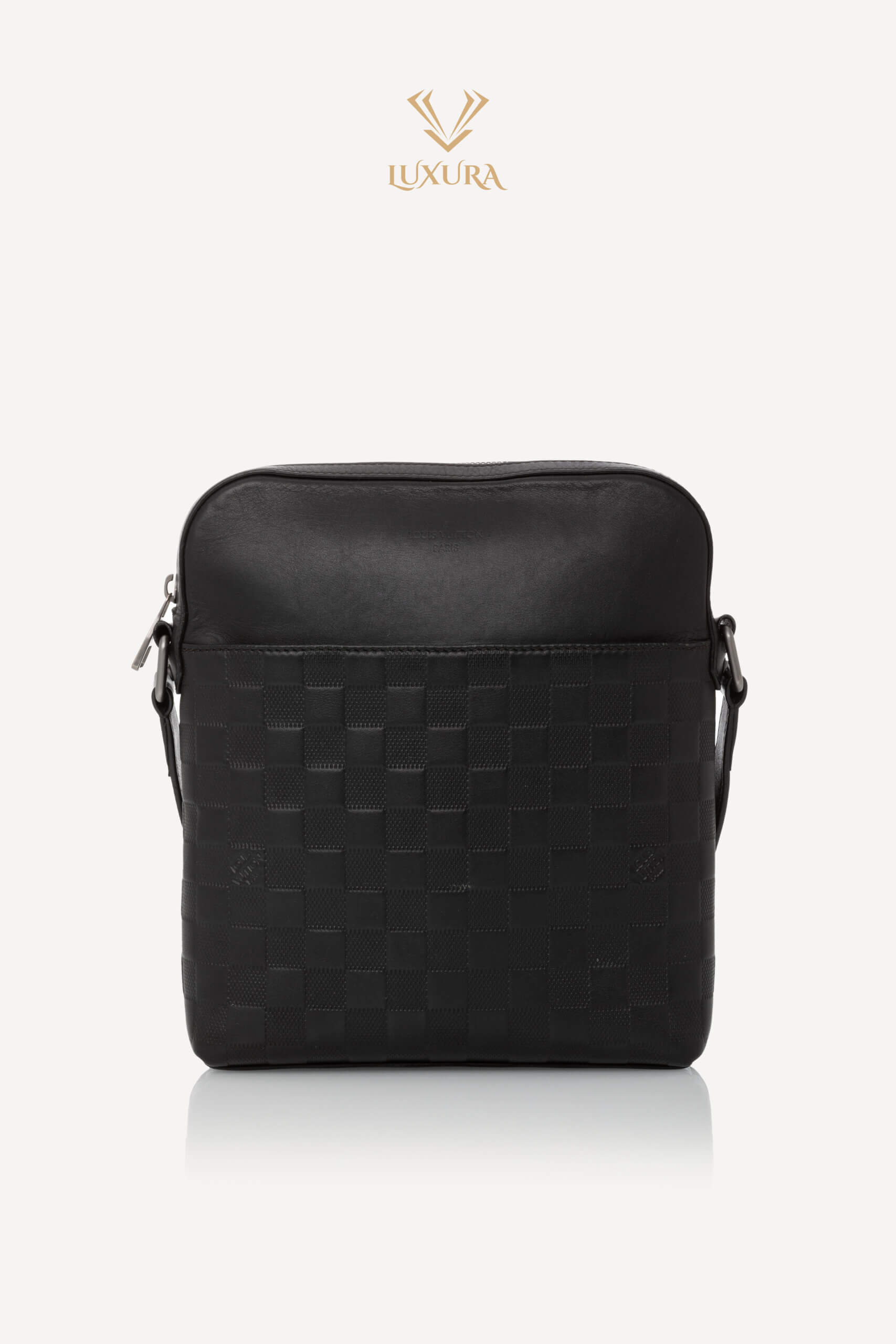 <span style="font-size: 10px; color: rgb(101, 101, 101);letter-spacing: .15em;">HARD TO FIND</span><br><strong> LOUIS VUITTON </strong><br><div style="margin-top:10px; font-size:16px;"> Damier Infini Pochette District Black N23355 </div><br> - Image 6