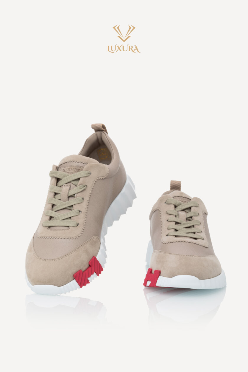 <span style="font-size: 10px; color: rgb(101, 101, 101);letter-spacing: .15em;">HARD TO FIND</span><br><strong> HERMES </strong><br><div style="margin-top:10px; font-size:16px;"> Bouncing Sneaker Beige Galet 39</div><br> - Image 4