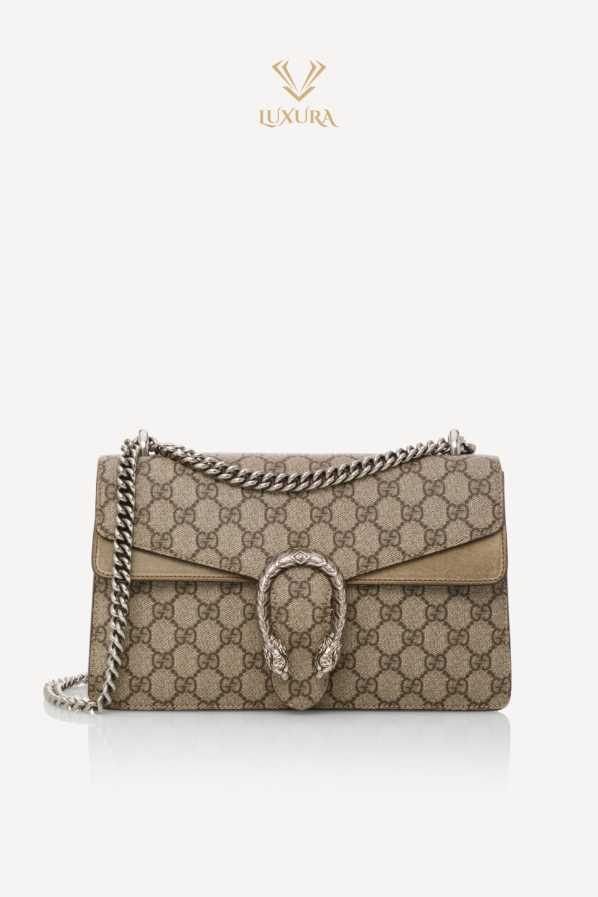 <span style="font-size: 10px; color: rgb(101, 101, 101);letter-spacing: .15em;"> BEST DEAL</span><br><strong> GUCCI </strong><br><div style="margin-top:10px; font-size:16px;"> Dionysus Medium Shoulder Bag Beige Ebony GG Supreme</div><br>