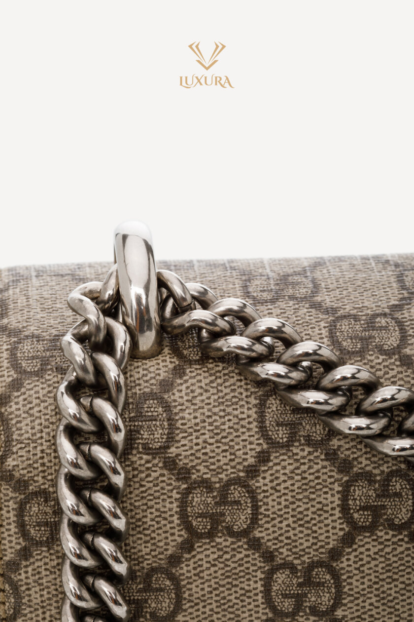 <span style="font-size: 10px; color: rgb(101, 101, 101);letter-spacing: .15em;"> BEST DEAL</span><br><strong> GUCCI </strong><br><div style="margin-top:10px; font-size:16px;"> Dionysus Medium Shoulder Bag Beige Ebony GG Supreme</div><br> - Image 13