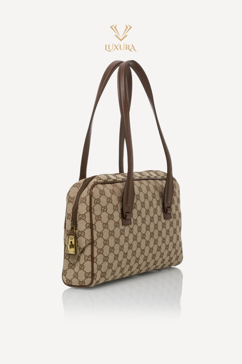 <span style="font-size: 10px; color: rgb(101, 101, 101);letter-spacing: .15em;">HARD TO FIND</span><br><strong> GUCCI </strong><br><div style="margin-top:10px; font-size:16px;">Monogram Tote Bag Brown</div><br> - Image 3