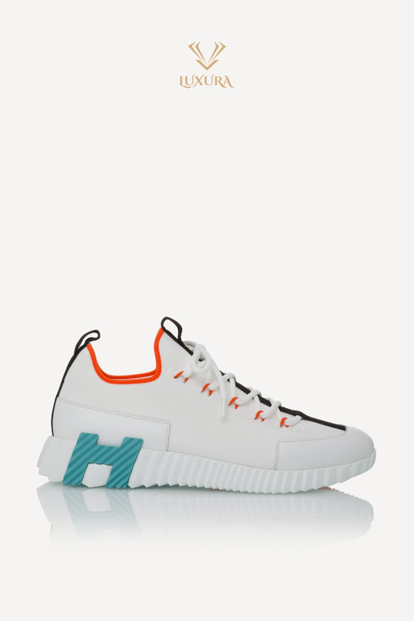 <span style="font-size: 10px; color: rgb(101, 101, 101);letter-spacing: .15em;">HARD TO FIND</span><br><strong> HERMES </strong><br><div style="margin-top:10px; font-size:16px;"> Lift Slip-on Sneaker Multicolore Blanc 38</div><br>