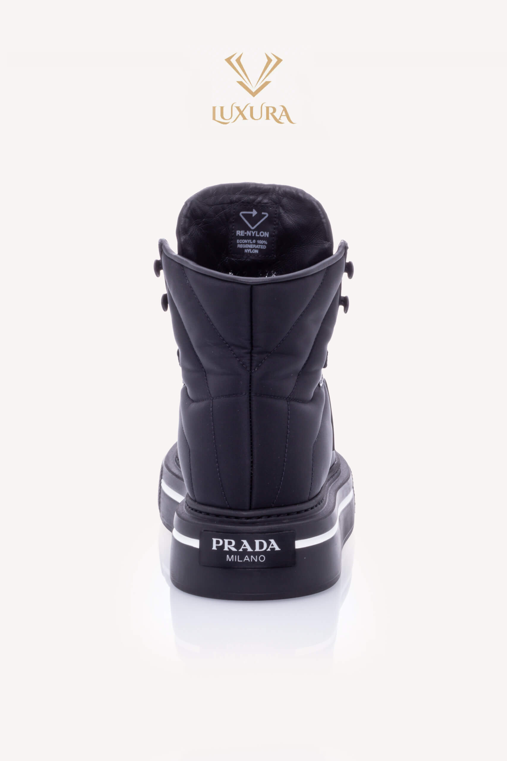 <span style="font-size: 10px; color: rgb(101, 101, 101);letter-spacing: .15em;">HARD TO FIND</span><br><strong> PRADA </strong><br><div style="margin-top:10px; font-size:16px;"> High Top Tonal Panel Sneakers 37.5 </div><br> - Image 8