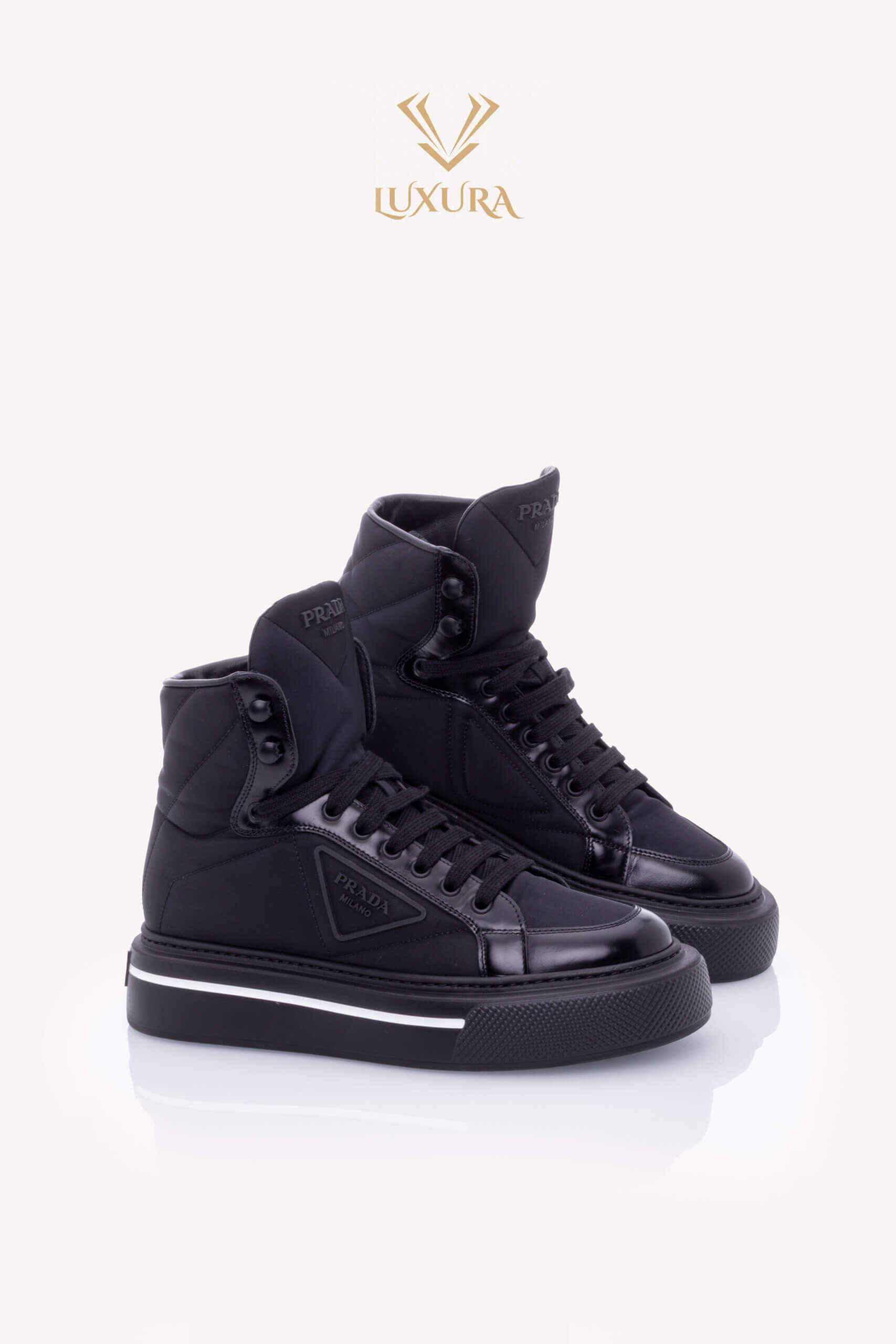 <span style="font-size: 10px; color: rgb(101, 101, 101);letter-spacing: .15em;">HARD TO FIND</span><br><strong> PRADA </strong><br><div style="margin-top:10px; font-size:16px;"> High Top Tonal Panel Sneakers 37.5 </div><br> - Image 3