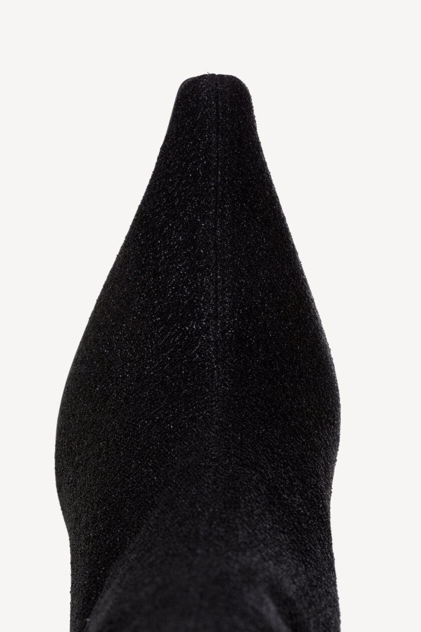 <span style="font-size: 10px; color: rgb(101, 101, 101);letter-spacing: .15em;">HARD TO FIND</span><br><strong> JW ANDERSON </strong><br><div style="margin-top:10px; font-size:16px;"> Chain Heel Sock Boots 35 </div><br> - Image 11