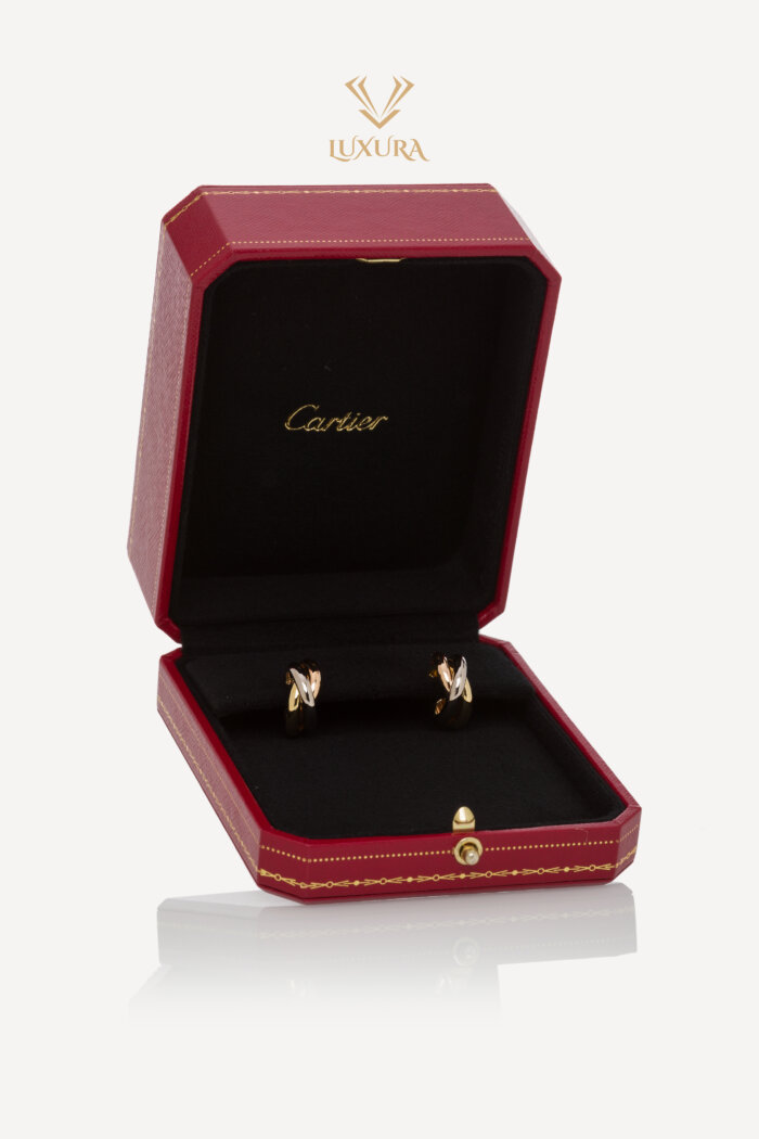 <span style="font-size: 10px; color: rgb(101, 101, 101);letter-spacing: .15em;">HARD TO FIND</span><br><strong> CARTIER </strong><br><div style="margin-top:10px; font-size:16px;"> Trinity Earrings Classic Model White Rose Yellow Gold </div><br>