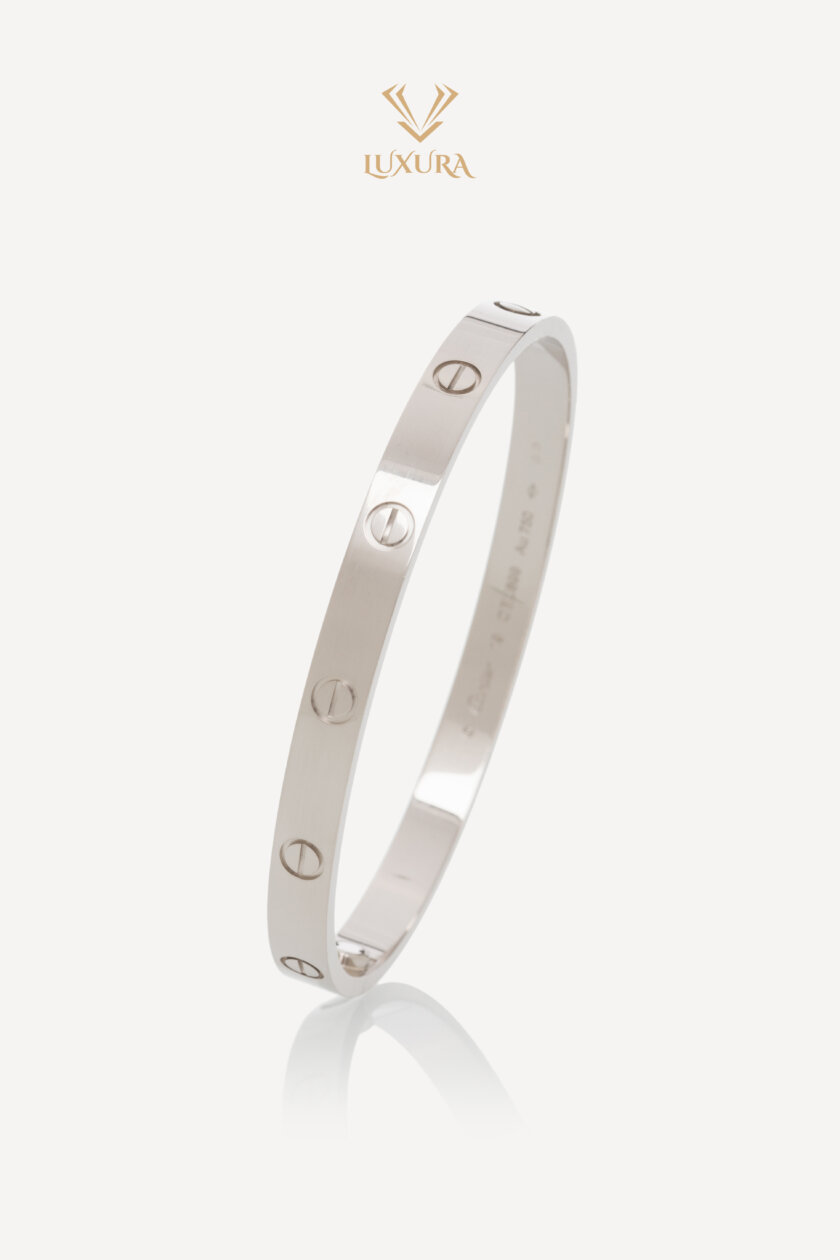 <span style="font-size: 10px; color: rgb(101, 101, 101);letter-spacing: .15em;">BEST DEAL</span><br><strong> CARTIER </strong><br><div style="margin-top:10px; font-size:16px;"> Love Bracelet Classic Model White Gold 19 </div><br> - Image 7