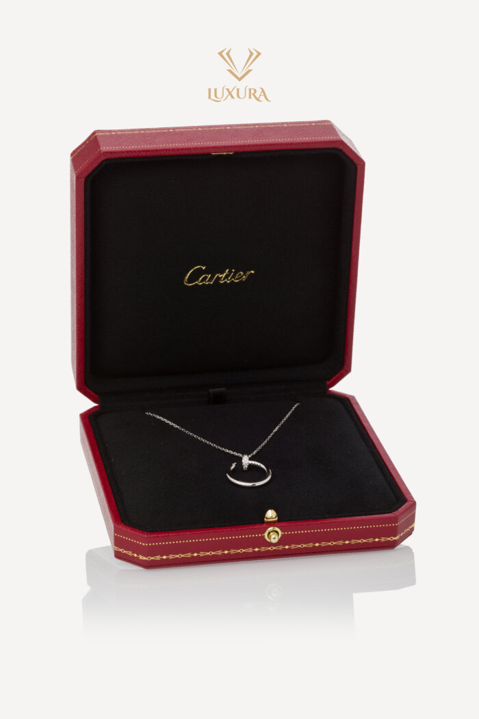 <span style="font-size: 10px; color: rgb(101, 101, 101);letter-spacing: .15em;">HARD TO FIND</span><br><strong> CARTIER </strong><br><div style="margin-top:10px; font-size:16px;"> Juste Un Clou Necklace Diamonds White Gold </div><br>