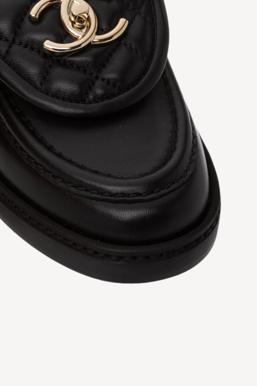 Incaltaminte | CHANEL Black Leather Turnlock Loafers 35