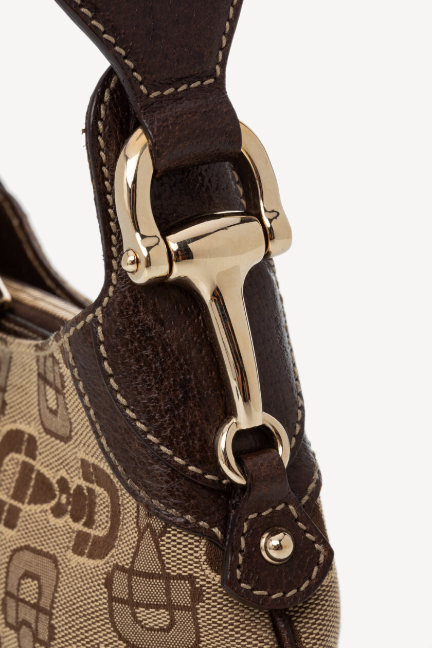 <span style="font-size: 10px; color: rgb(101, 101, 101);letter-spacing: .15em;">BEST DEAL</span><br><strong> GUCCI </strong><br><div style="margin-top:10px; font-size:16px;">Horsebit Web Hobo Bag Beige Brown</div><br> - Image 10