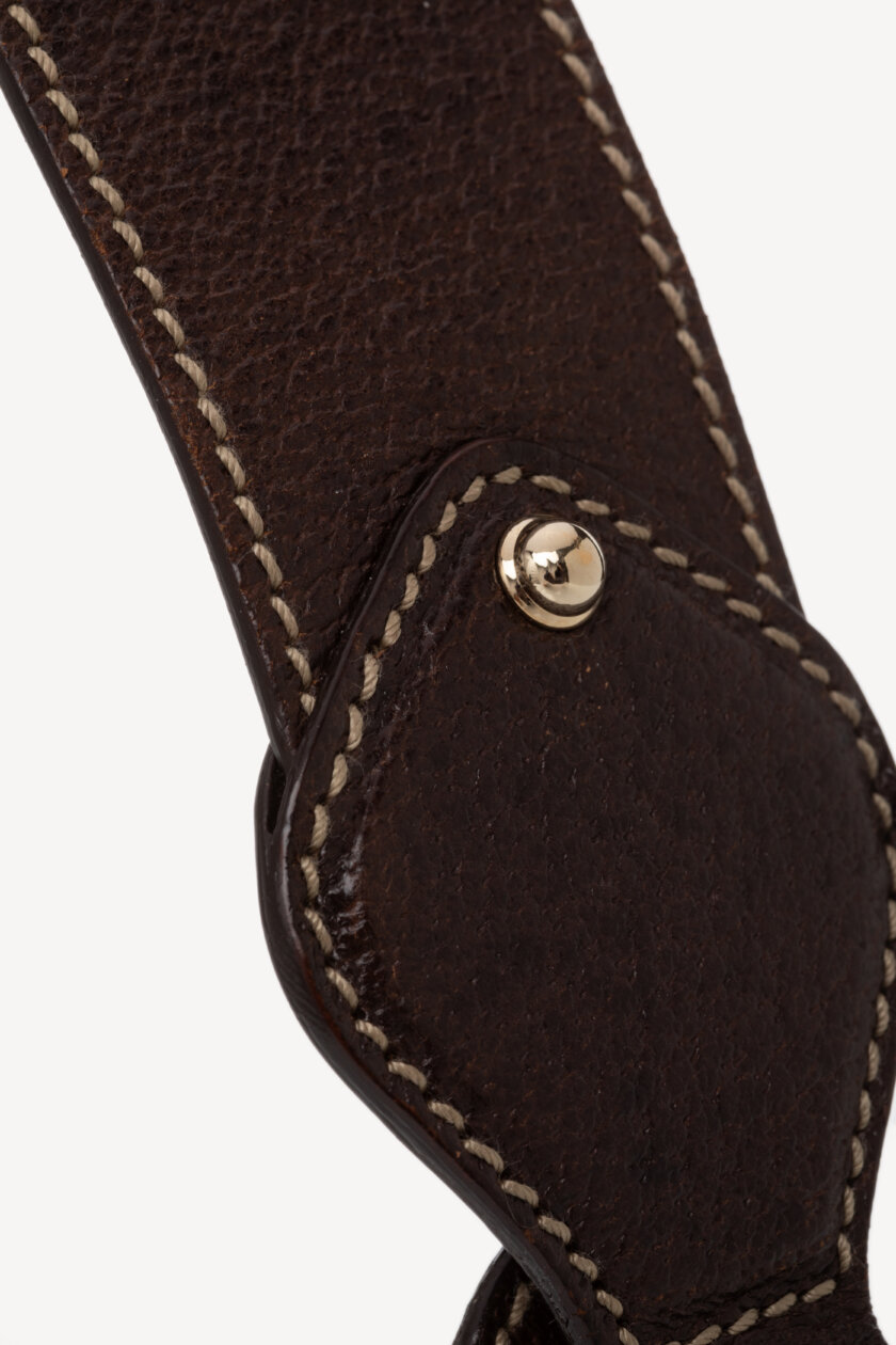 <span style="font-size: 10px; color: rgb(101, 101, 101);letter-spacing: .15em;">BEST DEAL</span><br><strong> GUCCI </strong><br><div style="margin-top:10px; font-size:16px;">Horsebit Web Hobo Bag Beige Brown</div><br> - Image 11