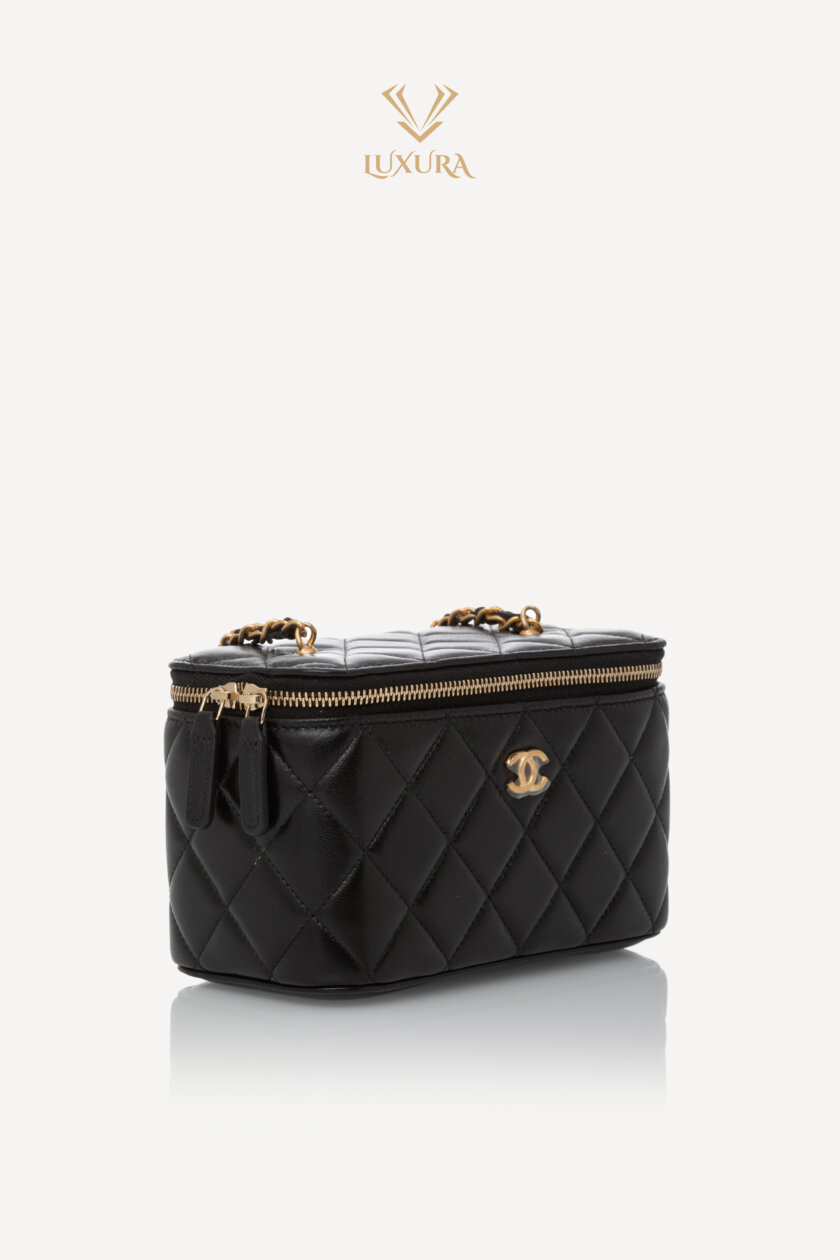 Genti | CHANEL Lambskin Quilted Small Vanity Case With Chain Black