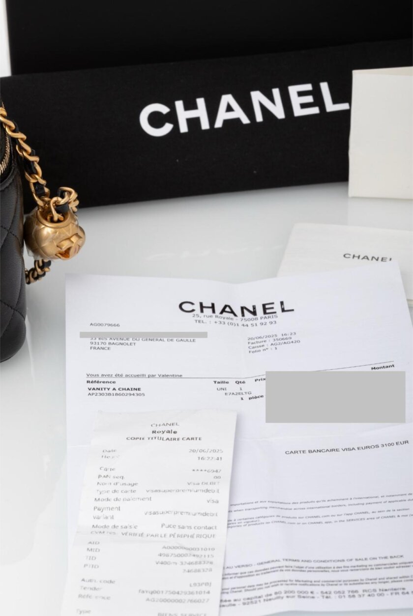 Genti | CHANEL Lambskin Quilted Small Vanity Case With Chain Black