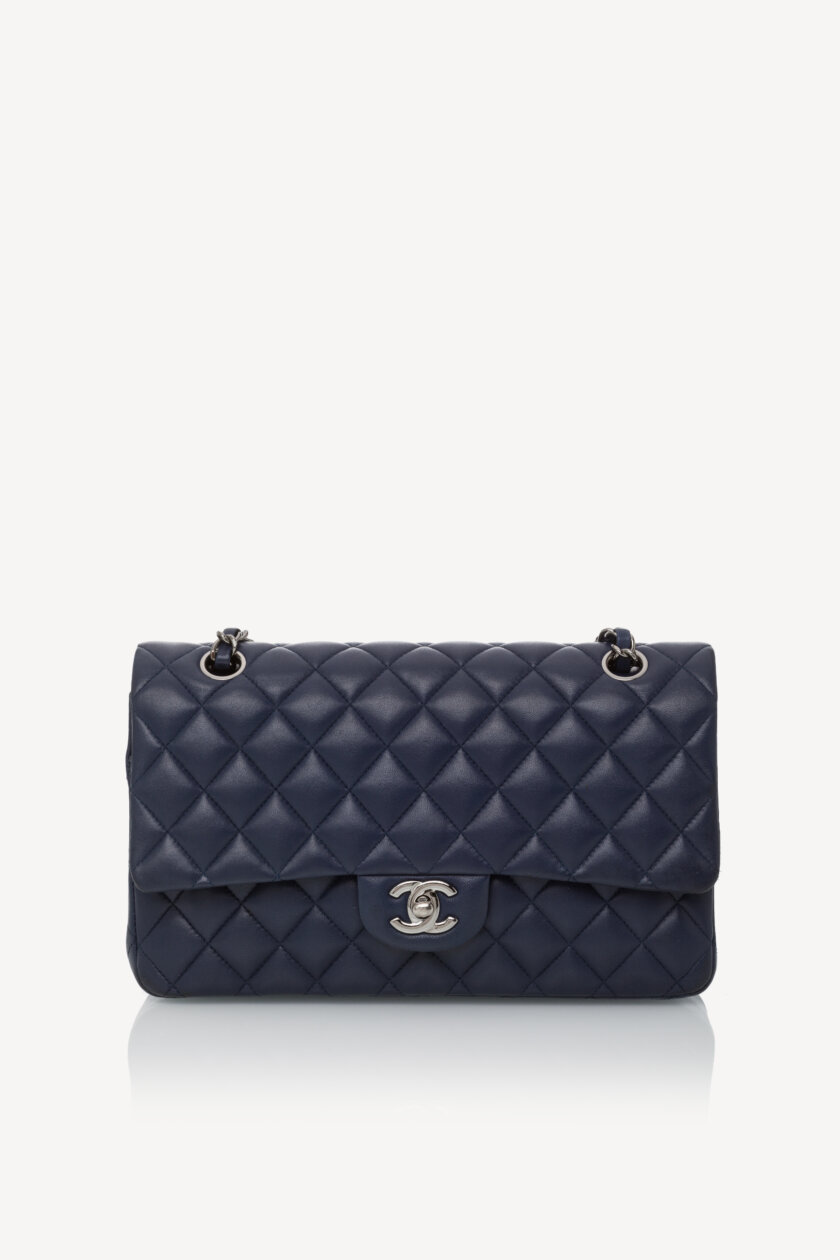 <span style="font-size: 10px; color: rgb(101, 101, 101);letter-spacing: .15em;">BEST DEAL</span><br><strong> CHANEL </strong><br><div style="margin-top:10px;font-size:16px;">Lambskin Quilted Medium Double Flap Navy</div><br> - Image 5