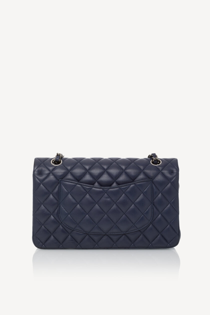 <span style="font-size: 10px; color: rgb(101, 101, 101);letter-spacing: .15em;">BEST DEAL</span><br><strong> CHANEL </strong><br><div style="margin-top:10px;font-size:16px;">Lambskin Quilted Medium Double Flap Navy</div><br> - Image 6