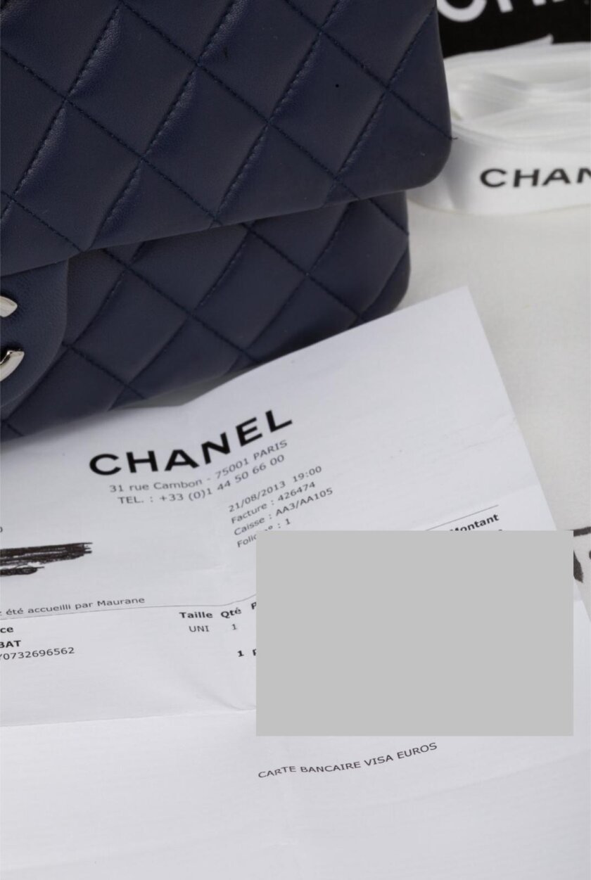 <span style="font-size: 10px; color: rgb(101, 101, 101);letter-spacing: .15em;">BEST DEAL</span><br><strong> CHANEL </strong><br><div style="margin-top:10px;font-size:16px;">Lambskin Quilted Medium Double Flap Navy</div><br> - Image 12