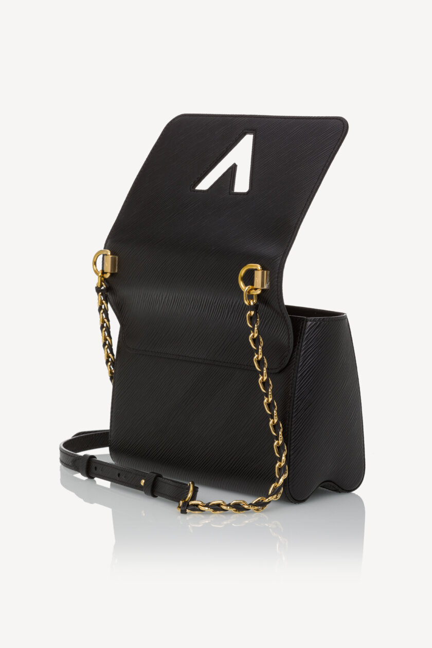 <span style="font-size: 10px; color: rgb(101, 101, 101);letter-spacing: .15em;">HARD TO FIND</span><br><strong> LOUIS VUITTON </strong><br><div style="margin-top:10px; font-size:16px;">Epi Twist Braided Strap Shoulder Bag MM Black M21117</div><br> - Image 8