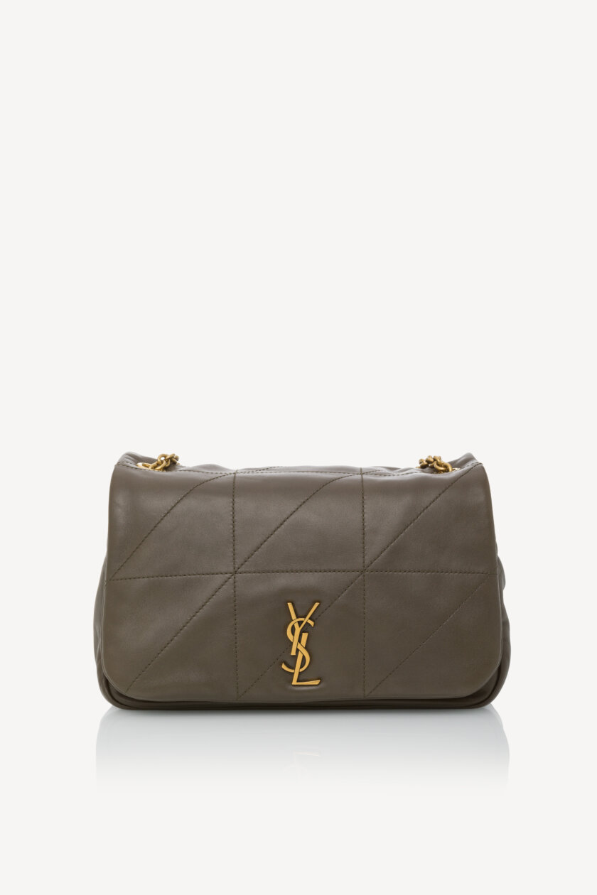 <span style="font-size: 10px; color: rgb(101, 101, 101);letter-spacing: .15em;">HARD TO FIND</span><br><strong> SAINT LAURENT </strong><br><div style="margin-top:10px; font-size:16px;">Small Jamie 4.3 Chain Bag Light Musk</div><br> - Image 5