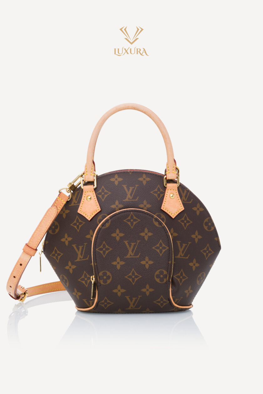 <span style="font-size: 10px; color: rgb(101, 101, 101);letter-spacing: .15em;">HAR TO FIND</span><br><strong> LOUIS VUITTON </strong><br><div style="margin-top:10px; font-size:16px;">Monogram Canvas Elipse PM M46196</div><br>