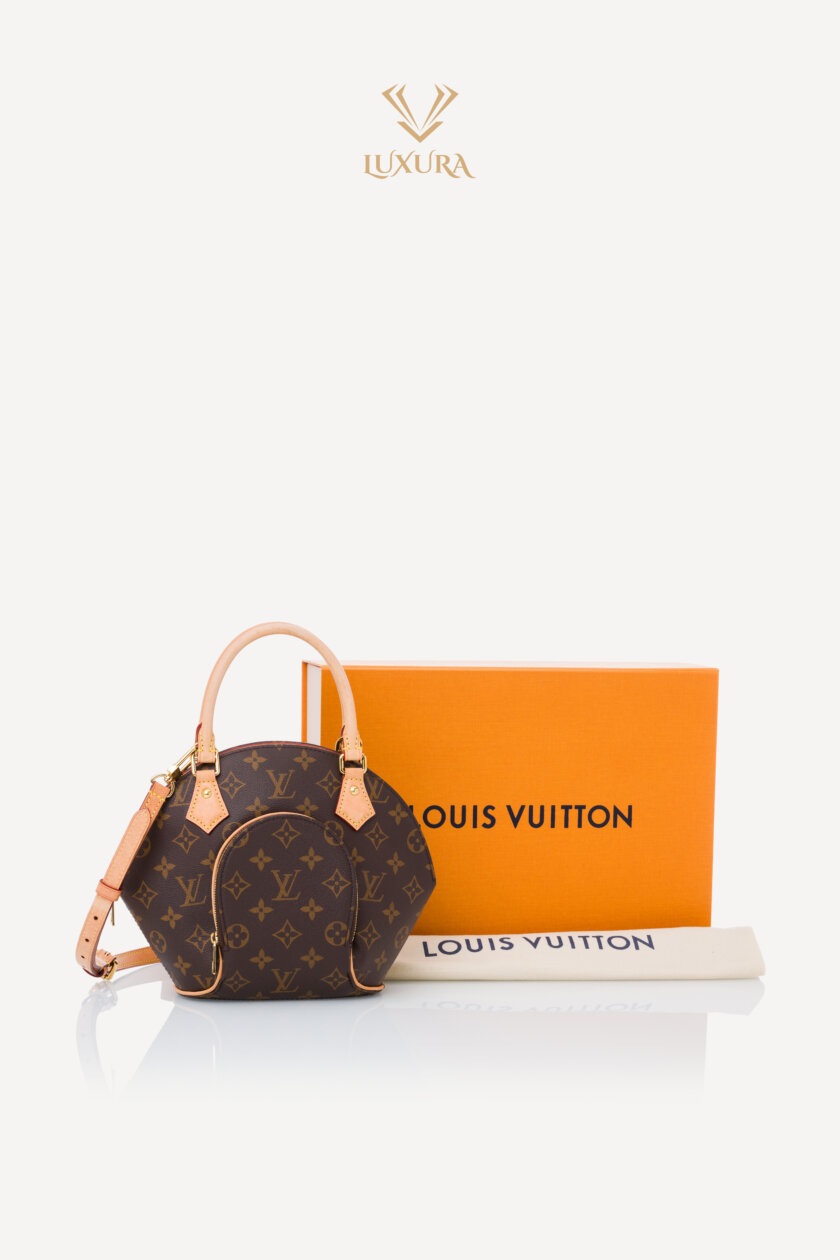 <span style="font-size: 10px; color: rgb(101, 101, 101);letter-spacing: .15em;">HAR TO FIND</span><br><strong> LOUIS VUITTON </strong><br><div style="margin-top:10px; font-size:16px;">Monogram Canvas Elipse PM M46196</div><br> - Image 2