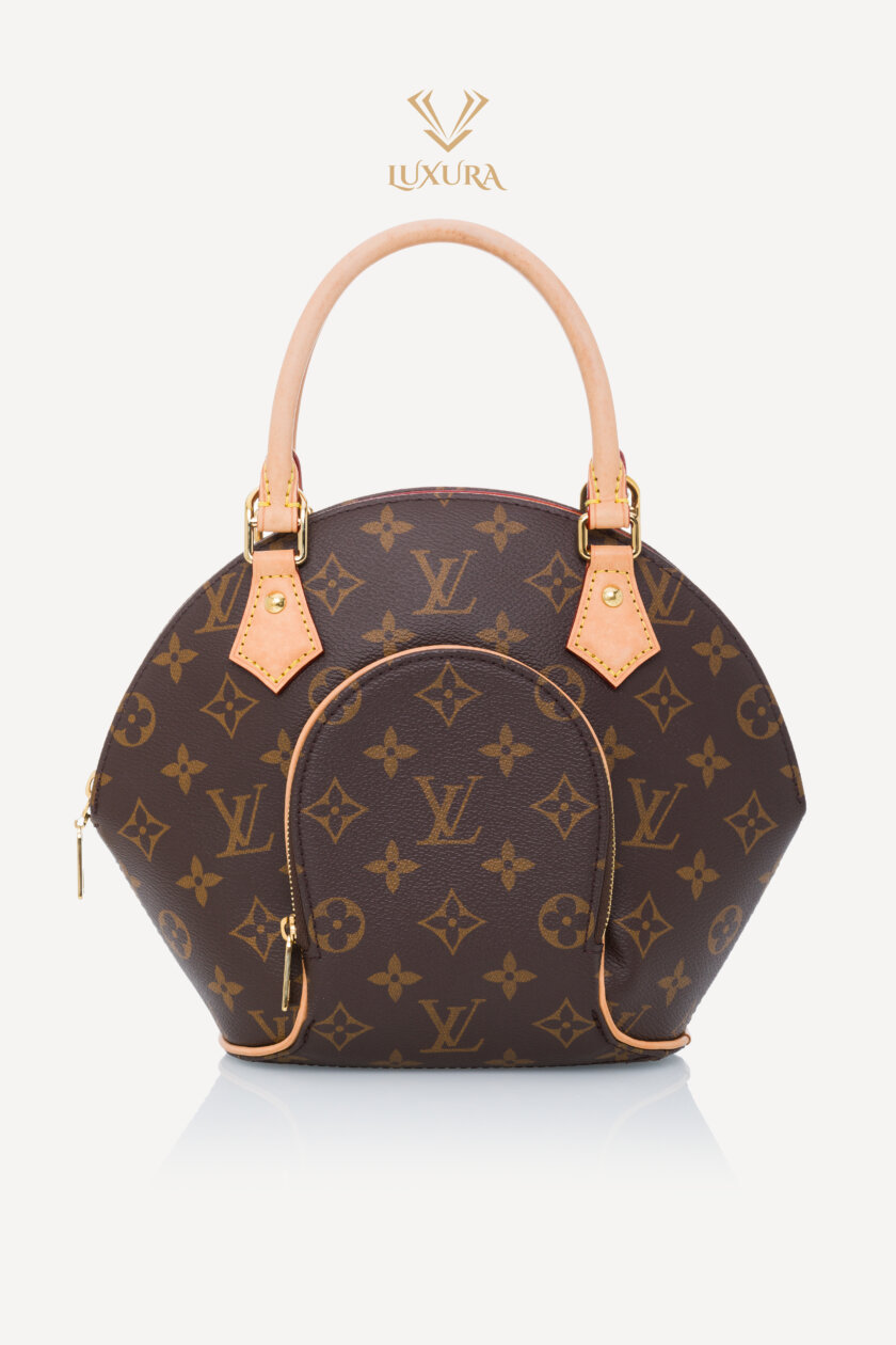 <span style="font-size: 10px; color: rgb(101, 101, 101);letter-spacing: .15em;">HAR TO FIND</span><br><strong> LOUIS VUITTON </strong><br><div style="margin-top:10px; font-size:16px;">Monogram Canvas Elipse PM M46196</div><br> - Image 8