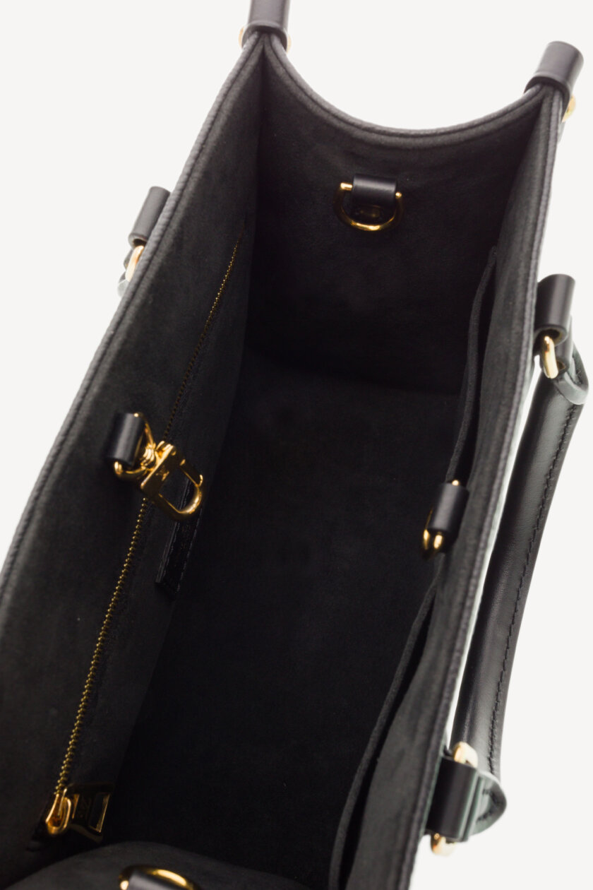 Cross Body and Shoulder Bags | LOUIS VUITTON OnTheGo PM Monogram Empreinte Leather M445653