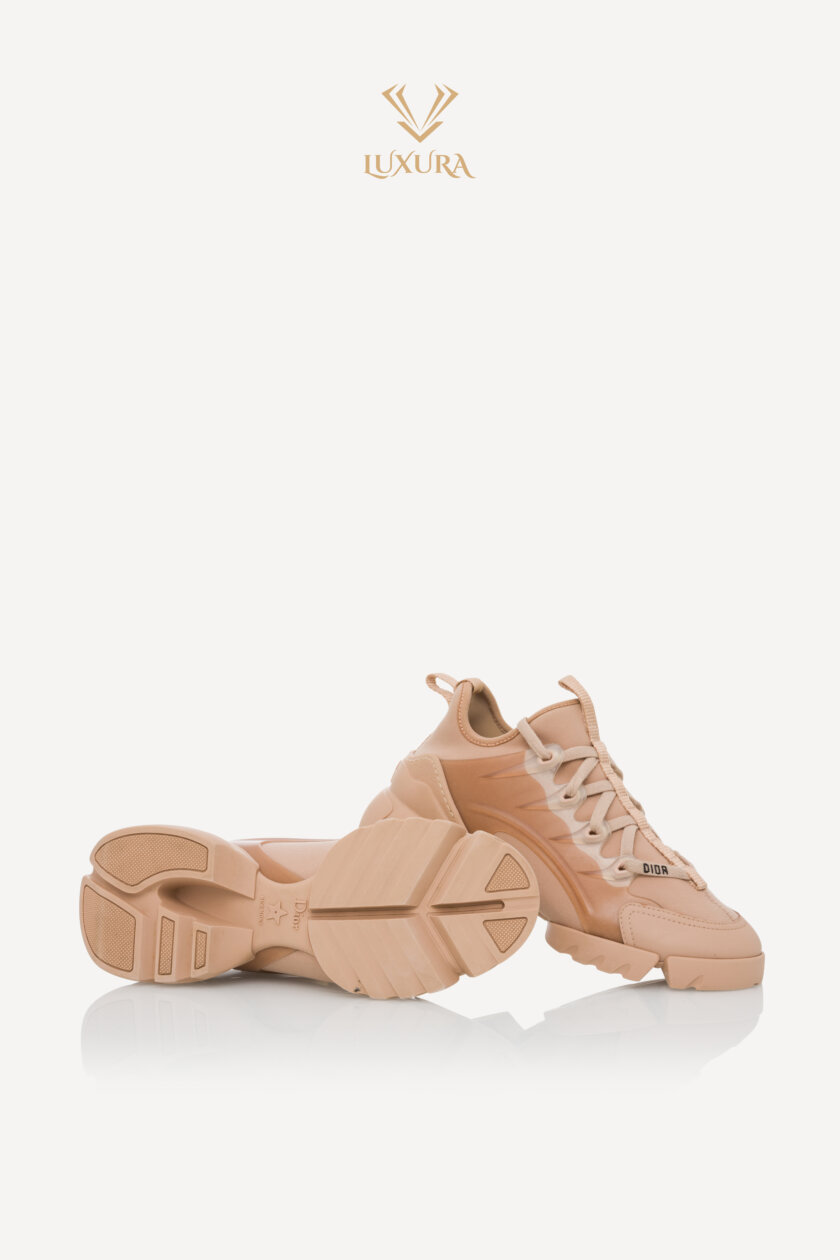 <span style="font-size: 10px; color: rgb(101, 101, 101);letter-spacing: .15em;">BEST DEAL</span><br><strong> DIOR </strong><br><div style="margin-top:10px; font-size:16px;">D-Connect Nude Technical Sneaker 36</div><br> - Image 16