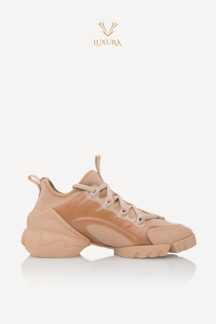 <span style="font-size: 10px; color: rgb(101, 101, 101);letter-spacing: .15em;">BEST DEAL</span><br><strong> DIOR </strong><br><div style="margin-top:10px; font-size:16px;">D-Connect Nude Technical Sneaker 36</div><br> - Image 8