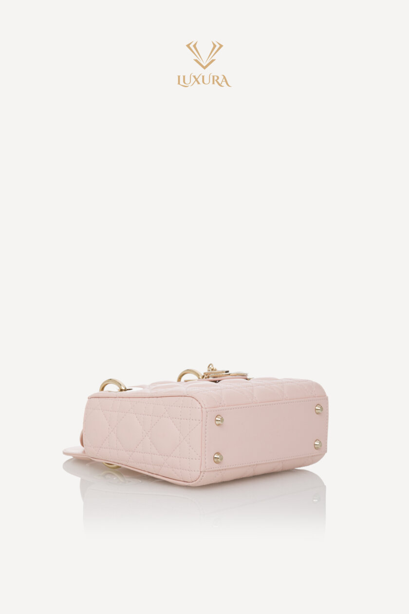 Casti | DIOR Mini Lady Dior Bag Powder Pink Cannage Lambskin