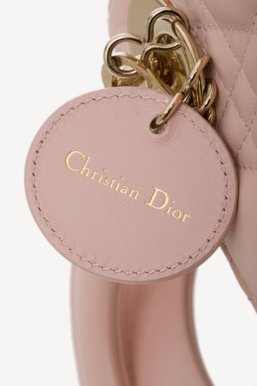 Casti | DIOR Mini Lady Dior Bag Powder Pink Cannage Lambskin