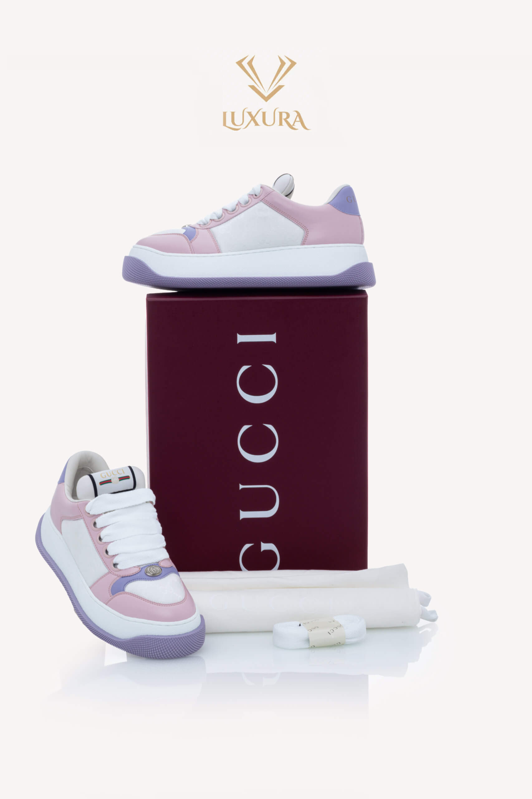 <span style="font-size: 10px; color: rgb(101, 101, 101);letter-spacing: .15em;">NEW COLLECTION</span><br><strong> GUCCI </strong><br><div style="margin-top:10px; font-size:16px;">GG Leather Colorblock Pattern Sneakers 38</div><br> - Image 2
