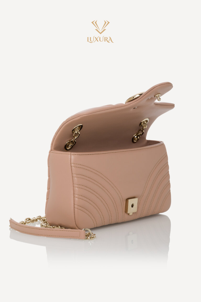 <span style="font-size: 10px; color: rgb(101, 101, 101);letter-spacing: .15em;">NEW COLLECTION</span><br><strong> GUCCI </strong><br><div style="margin-top:10px; font-size:16px;">GG Marmont Medium Shoulder Bag Beige Poudre</div><br> - Image 8