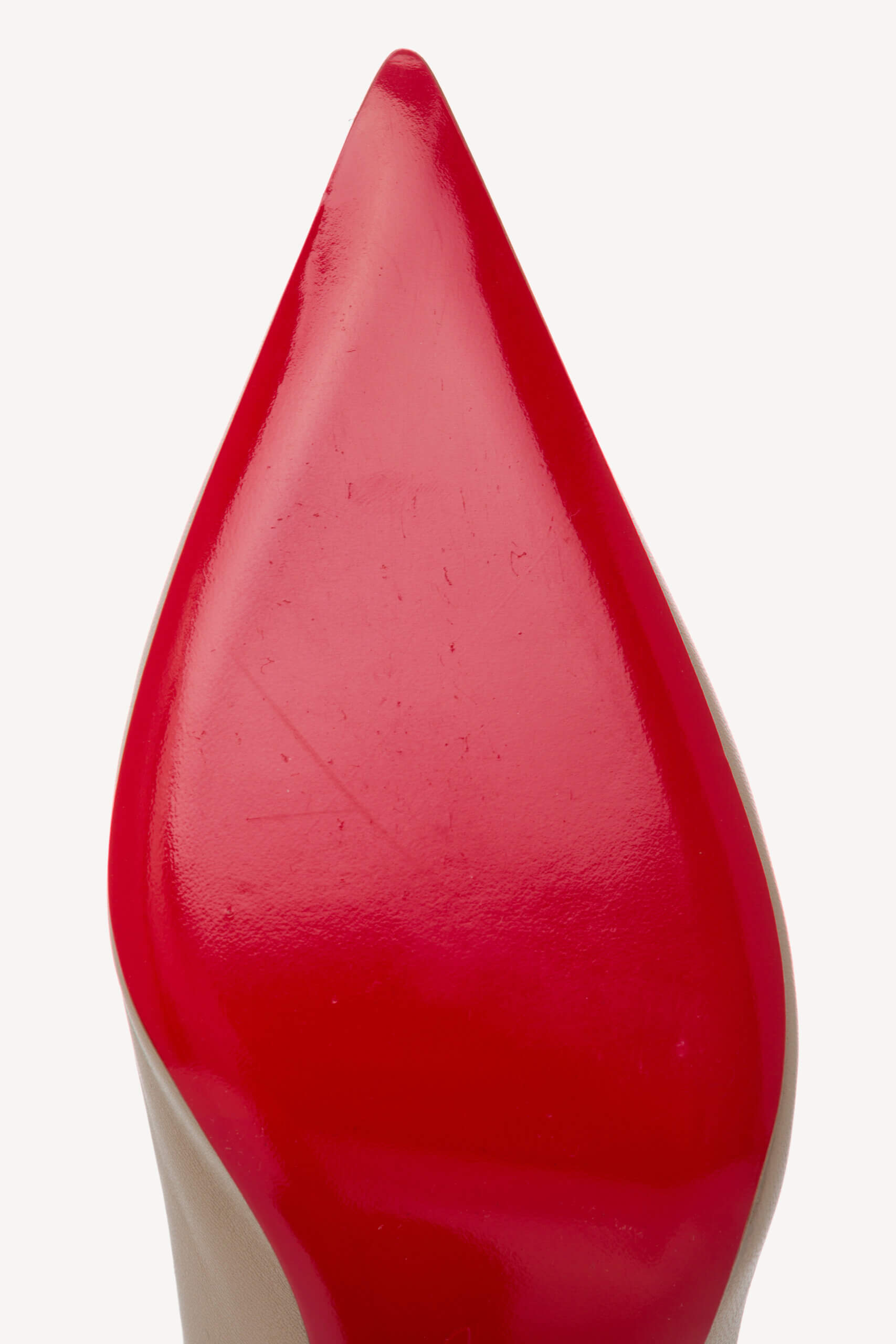 <span style="font-size: 10px; color: rgb(101, 101, 101);letter-spacing: .15em;">BEST DEAL </span><br><strong>CHRISTIAN LOUBOUTIN </strong><br><div style="margin-top:10px; font-size:16px;"> Clare 80 Nappa 36.5 </div><br> - Image 12