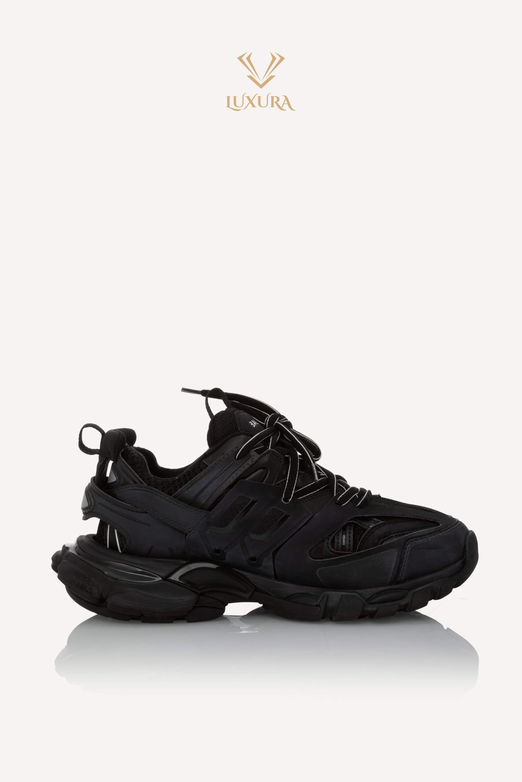 <span style="font-size: 10px; color: rgb(101, 101, 101);letter-spacing: .15em;">BEST DEAL</span><br><strong> BALENCIAGA </strong><br><div style="margin-top:10px; font-size:16px;"> Track Sneakers Black 37 </div><br> - Image 7