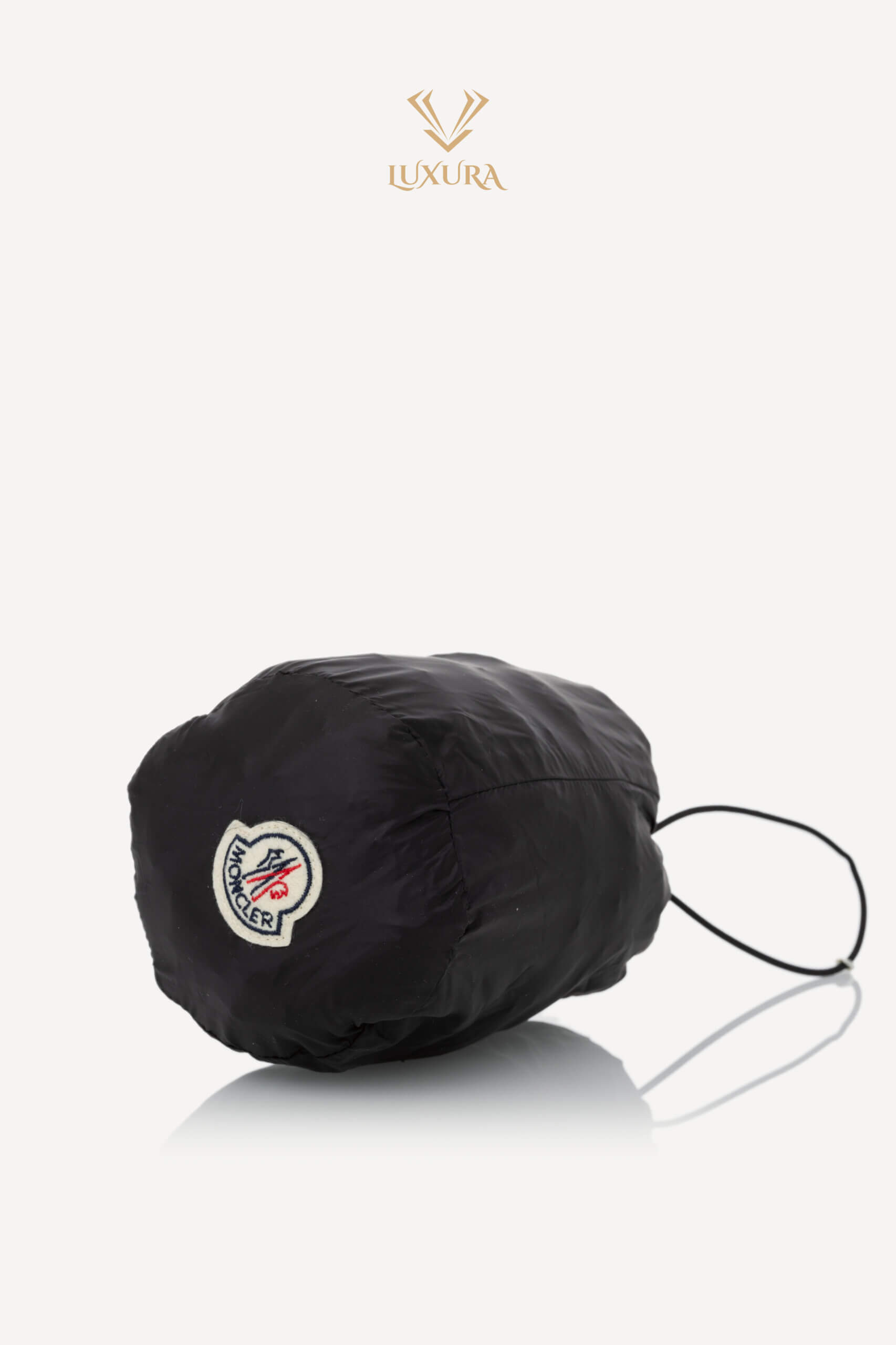 <span style="font-size: 10px; color: rgb(101, 101, 101);letter-spacing: .15em;">HARD TO FIND</span><br><strong> MONCLER </strong><br><div style="margin-top:10px; font-size:16px;"> Liane Packable Down Gilet 1</div><br> - Image 15