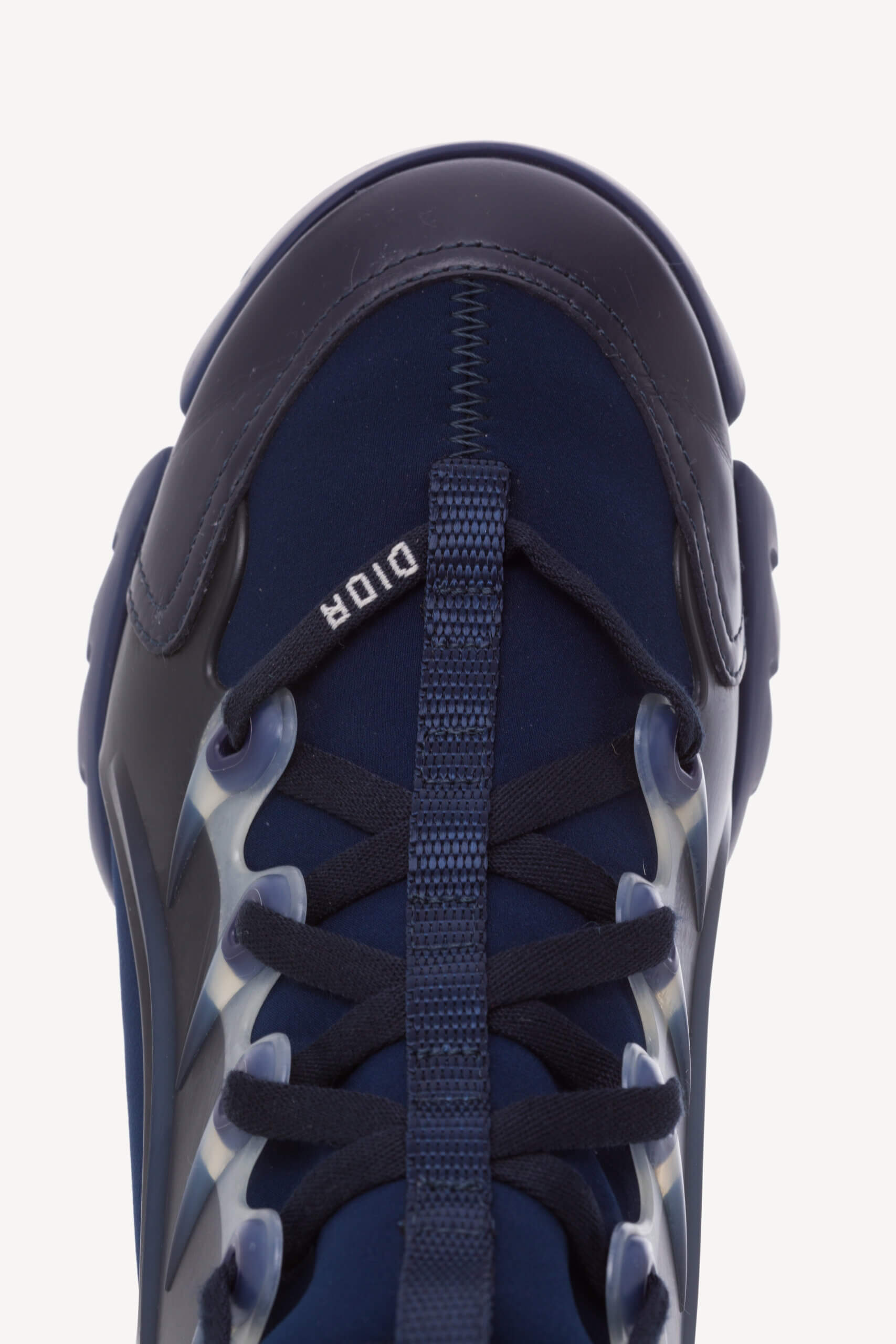 <span style="font-size: 10px; color: rgb(101, 101, 101);letter-spacing: .15em;">BEST DEAL</span><br><strong> DIOR </strong><br><div style="margin-top:10px; font-size:16px;"> Neoprene Rubber D-Connect Sneakers Indigo Blue 37 </div><br> - Image 8