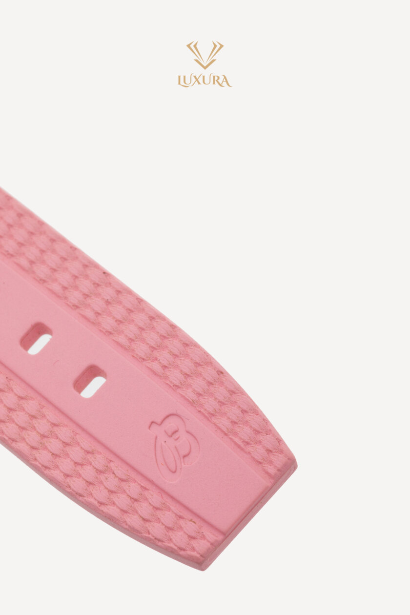 <span style="font-size: 10px; color: rgb(101, 101, 101);letter-spacing: .15em;">NEW COLLECTION</span><br><strong> BREITLING </strong><br><div style="margin-top:10px; font-size:16px;">Professional Endurance Pro 38 X83310D41B1S1</div><br> - Image 14