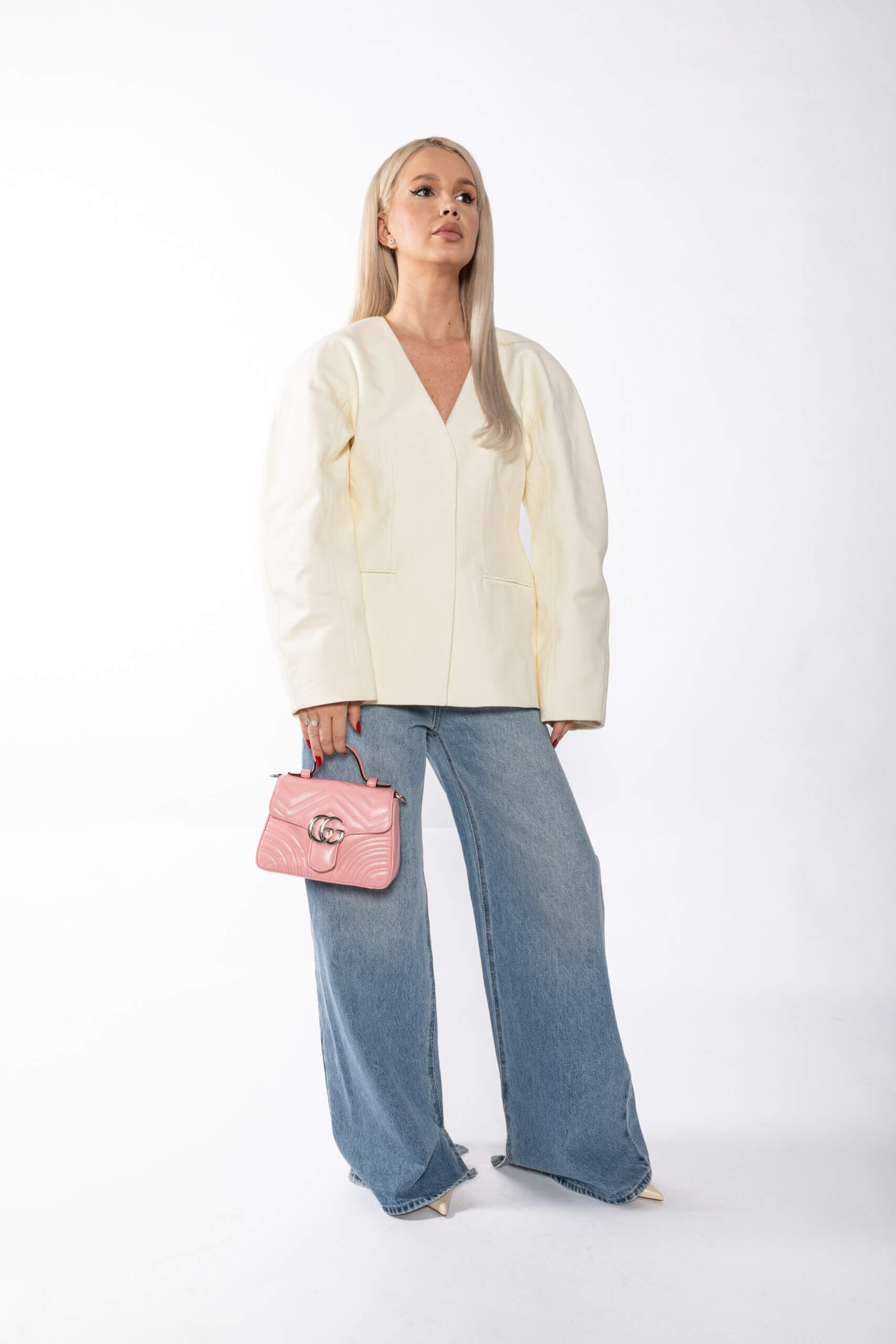 <span style="font-size: 10px;letter-spacing: .15em">BEST DEAL</span><br> <strong>GUCCI</strong><br> <div style="margin-top:10px;font-size:16px">Calfskin Matelasse Mini GG Marmont Top Handle Shoulder Bag Wild Rose</div><br> - Image 7