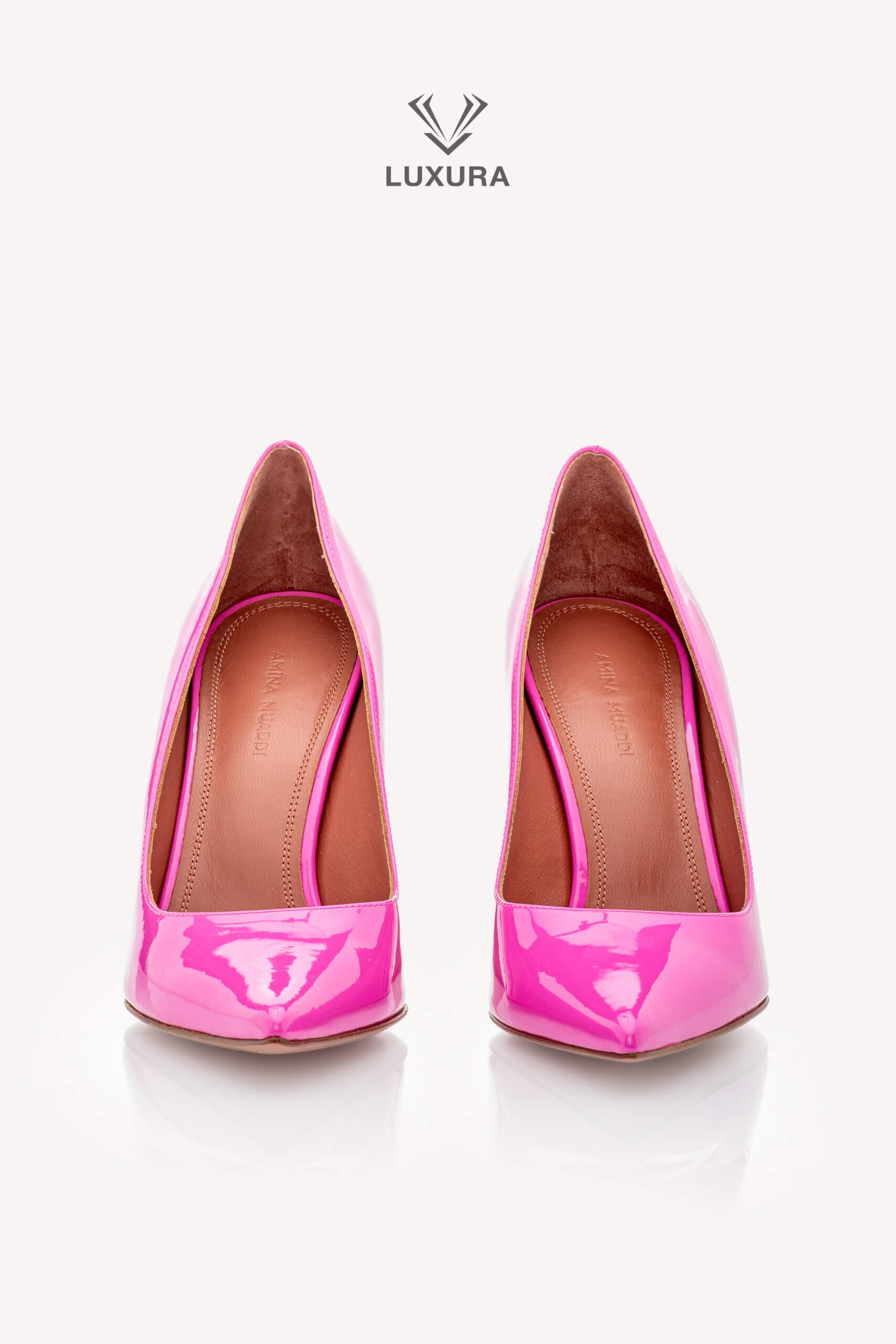 <span style="font-size: 10px; color: rgb(101, 101, 101);letter-spacing: .15em;">HARD TO FIND </span><br><strong> AMINA MUADDI </strong><br><div style="margin-top:10px; font-size:16px;">Pink Patent Leather Ami Pumps 37.5 ( true size 36.5 ) </div><br> - Image 6