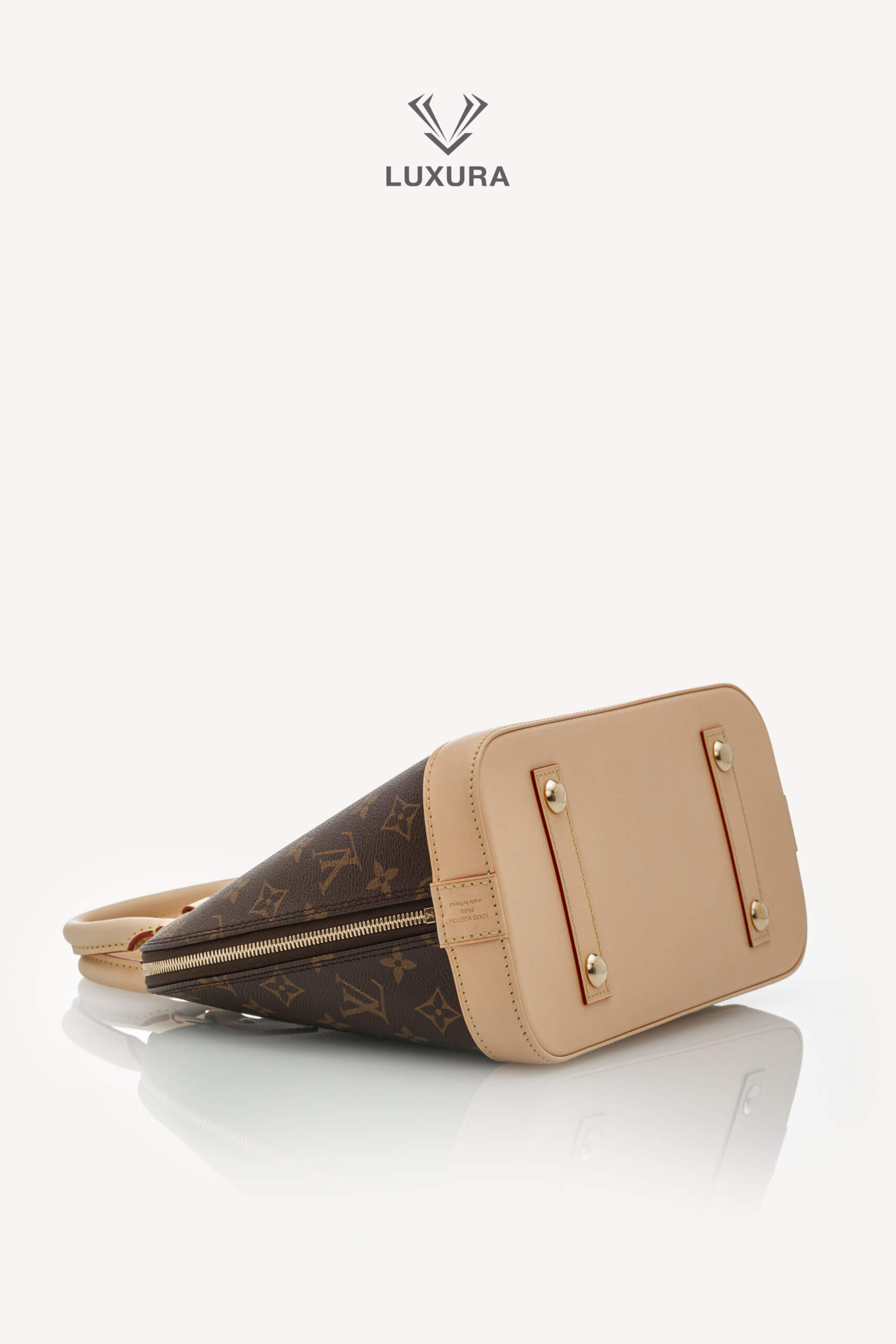 <span style="font-size: 10px;letter-spacing: .15em">HARD TO FIND</span><br> <strong>LOUIS VUITTON</strong><br> <div style="margin-top:10px;font-size:16px">Alma PM Monogram Canvas Bag M53151</div><br> - Image 21