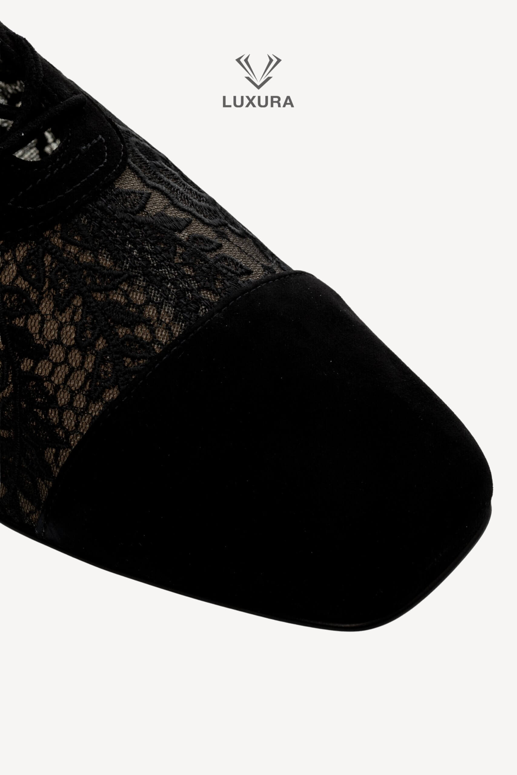 <span style="font-size: 10px;letter-spacing: .15em"></span><br> <strong>DIOR</strong><br> <div style="margin-top:10px;font-size:16px">Naughtily-D Heeled Ankle Boot Transparent Mesh with Black Dior Roses 38.5 </div><br> - Image 15