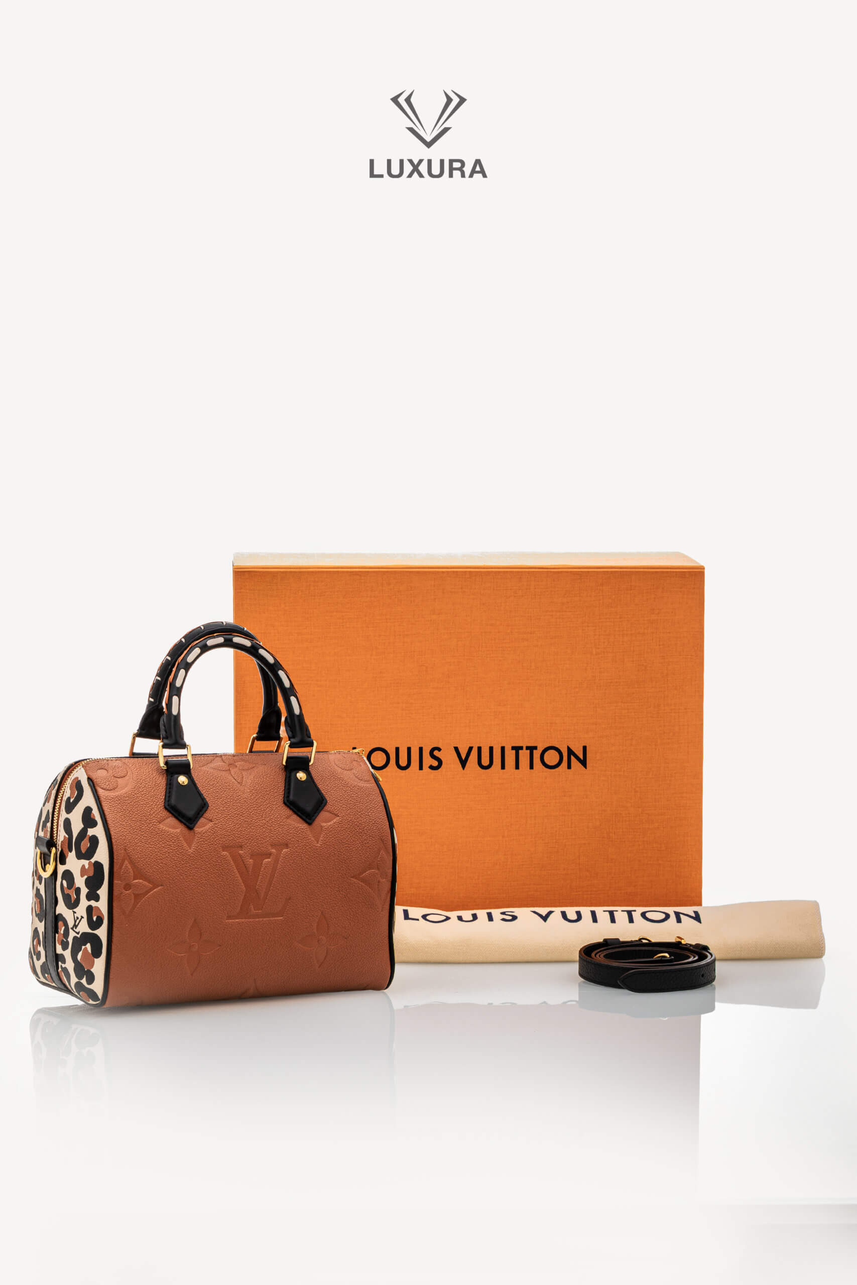 <span style="font-size: 10px;letter-spacing: .15em">HARD TO FIND</span><br>            <strong>LOUIS VUITTON</strong><br>            <div style="margin-top:10px;font-size:16px">Speedy Bandouliere 25 Caramello Monogram Empreinte</div><br> - Image 2