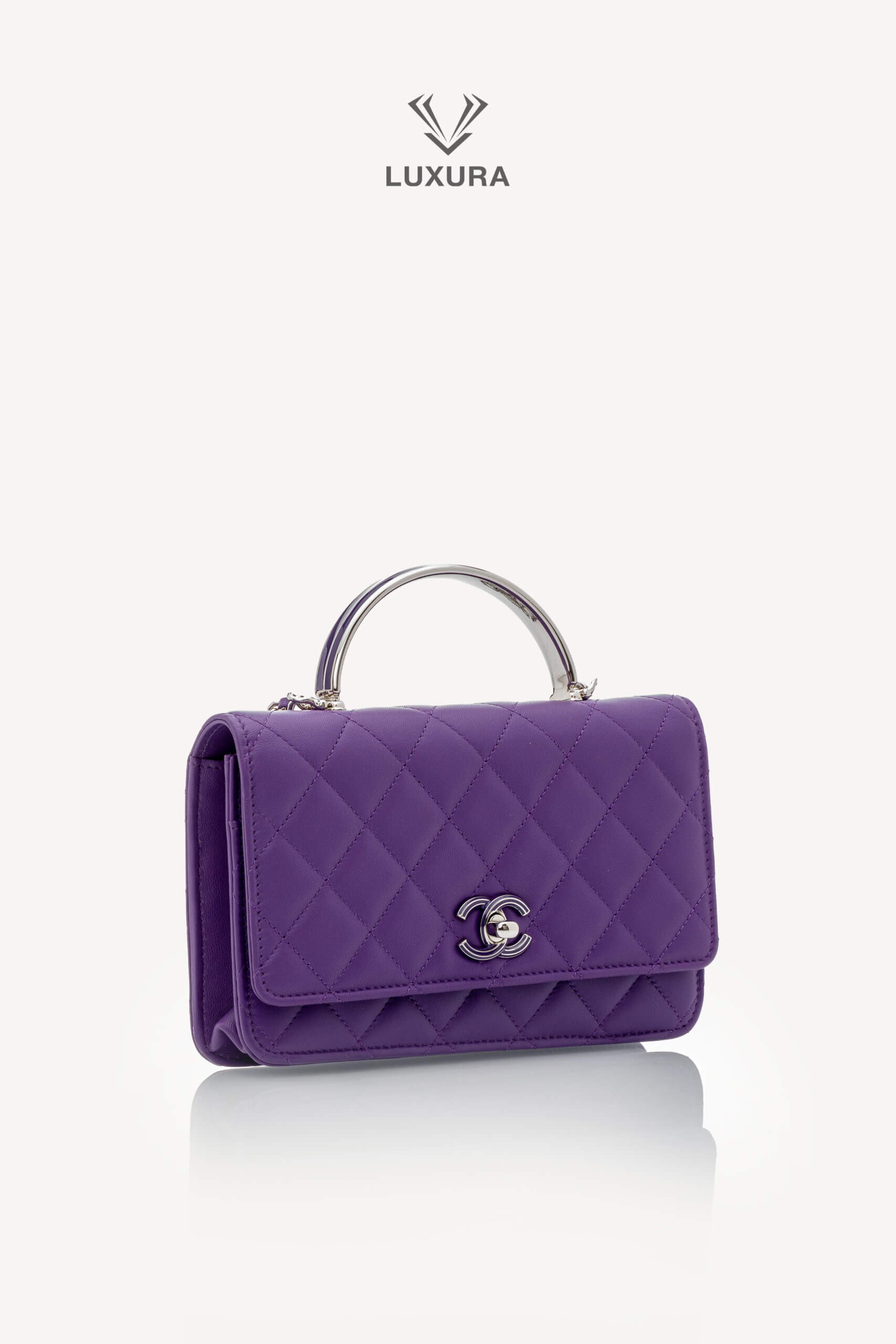 <span style="font-size: 10px;letter-spacing: .15em">HARD TO FIND</span><br>            <strong>CHANEL</strong><br>            <div style="margin-top:10px;font-size:16px">Top Handle Wallet On Chain Purple Lambskin Silver Hardware</div><br> - Image 3