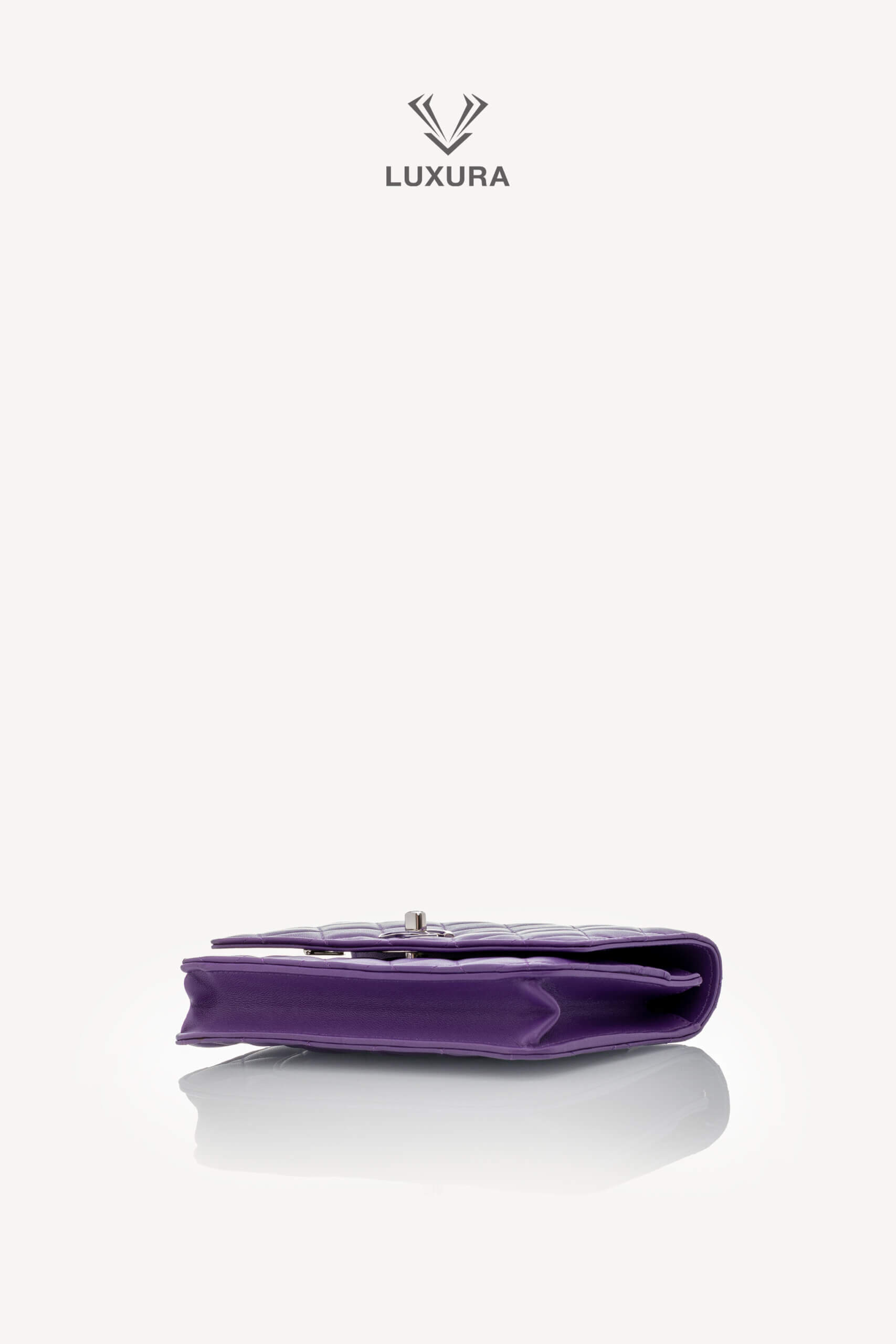 <span style="font-size: 10px;letter-spacing: .15em">HARD TO FIND</span><br>            <strong>CHANEL</strong><br>            <div style="margin-top:10px;font-size:16px">Top Handle Wallet On Chain Purple Lambskin Silver Hardware</div><br> - Image 26